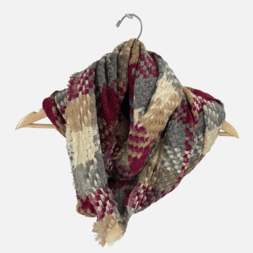 Women’s Infinity Circle Wrap Woven Plaid Neck Warmer Winter Scarf Boho Fashion